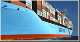 Lateral de navio carregado de containers